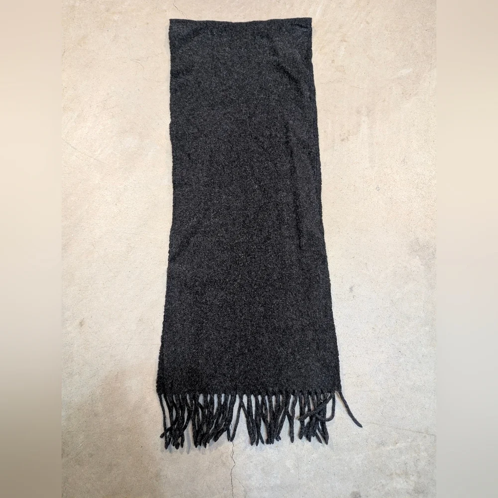 VTG Polo Ralph Lauren Dark Gray Wool Scarf 64x11 Made In Italy Flaw